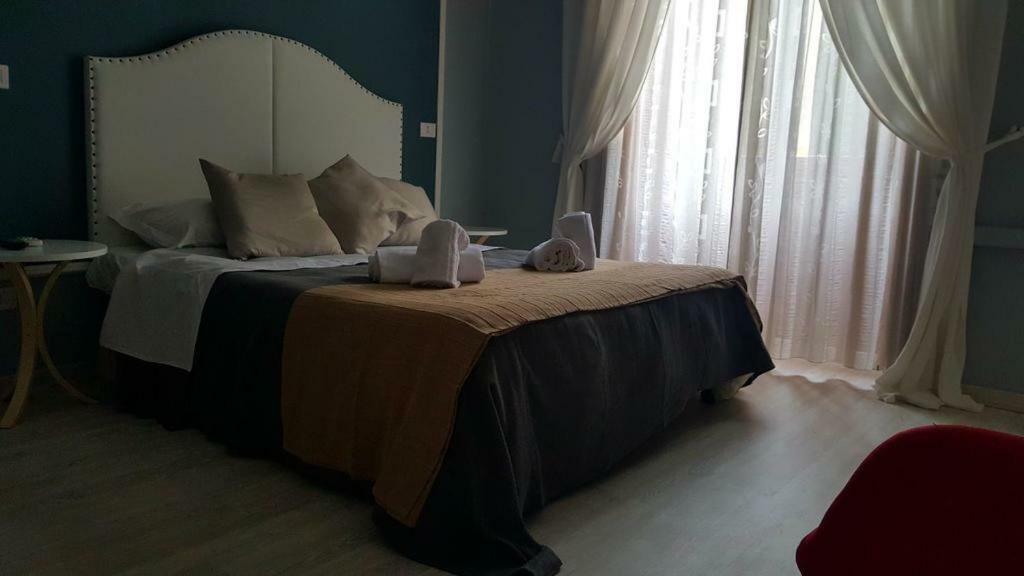 Magnolia Hotel Valmontone Eksteriør billede