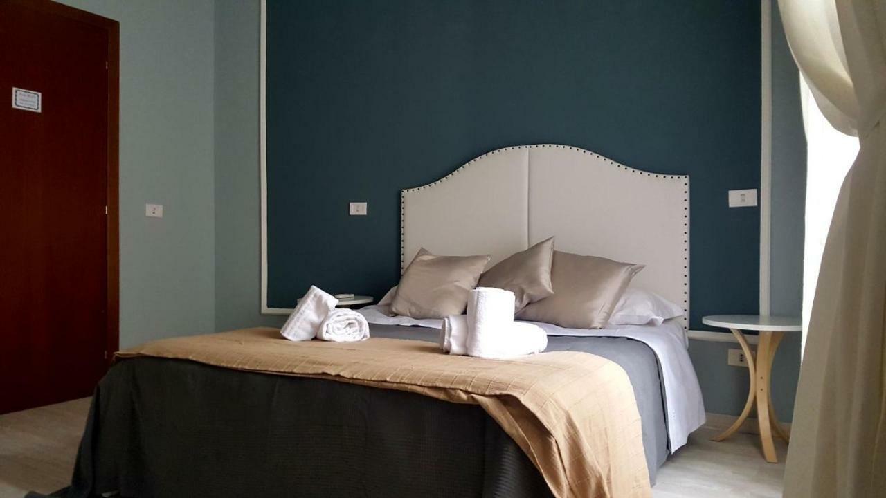 Magnolia Hotel Valmontone Eksteriør billede